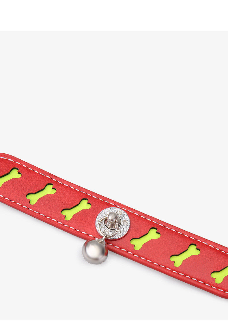 Reflektierendes Knochen-Halsband mit Glöckchen: Stil und Sicherheit für Ihr Haustier!