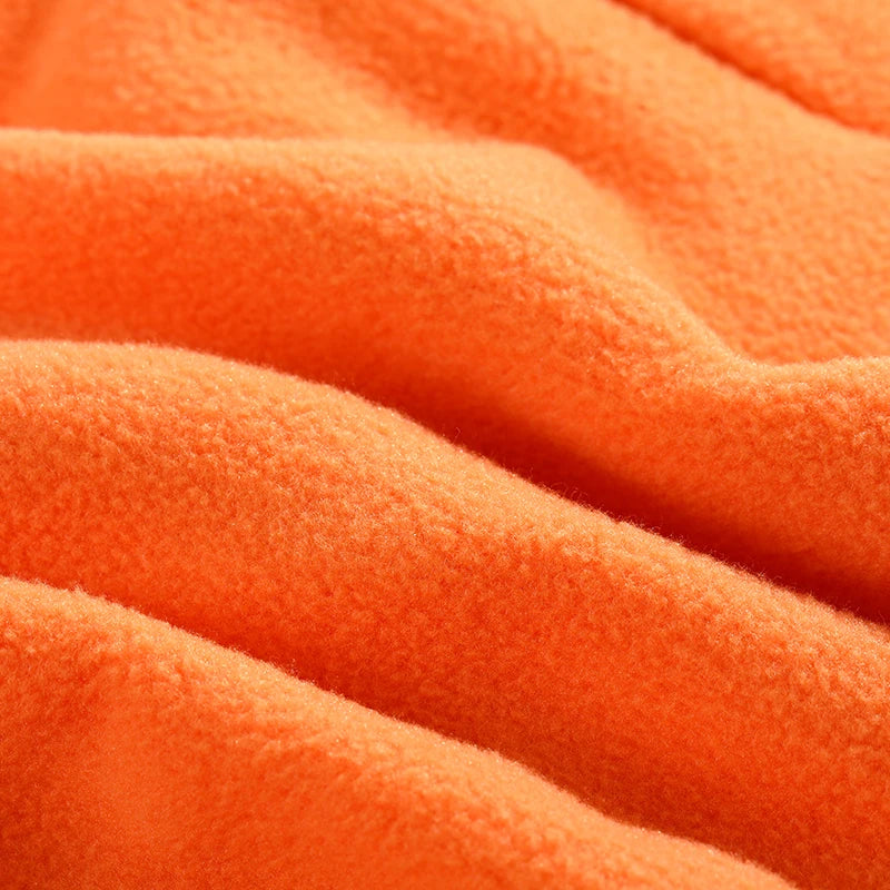 Warm & Stilvoll: Unser Premium Polar Fleece Rollkragen-Hundeanzug – Der Ideale Kälteschutz