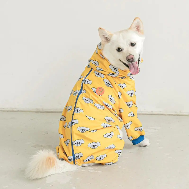 Regentage Neu Erleben: Unser Modischer Vierbeiniger Hunde-Regenmantel mit Kapuze