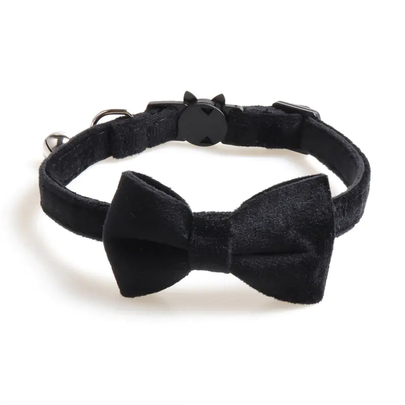 Katzenhalsband mit Samtschleife und Glöckchen