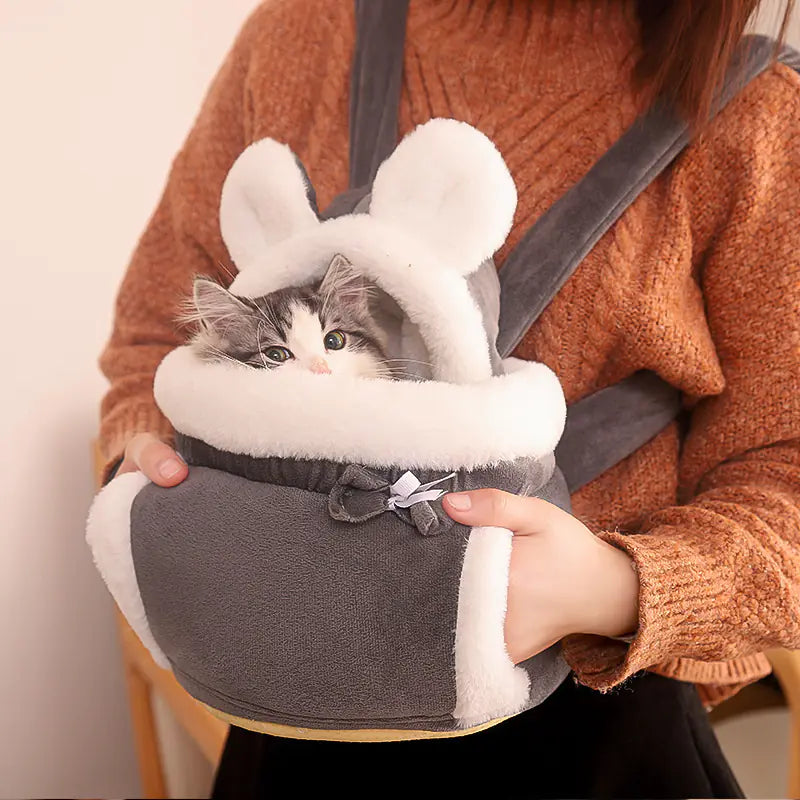 Das Katzen-Reiserucksack: Komfort und Stil für Unterwegs!